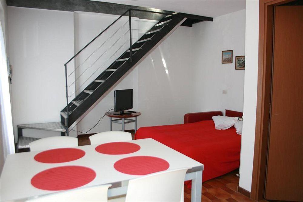 Residenza XX Settembre Lägenhet Maslianico Exteriör bild