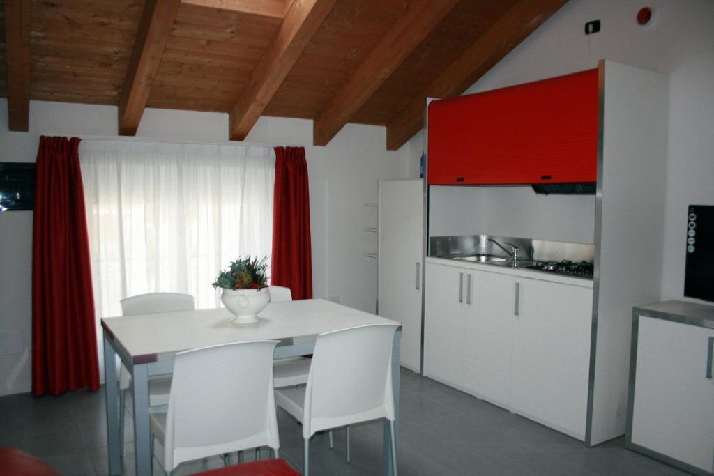 Residenza XX Settembre Lägenhet Maslianico Rum bild